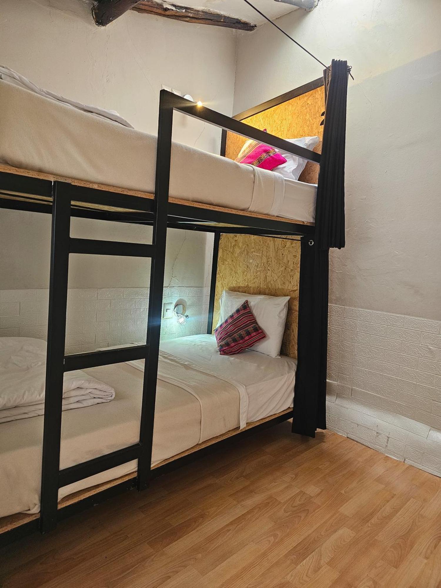 Xplora Hostel Куско Экстерьер фото